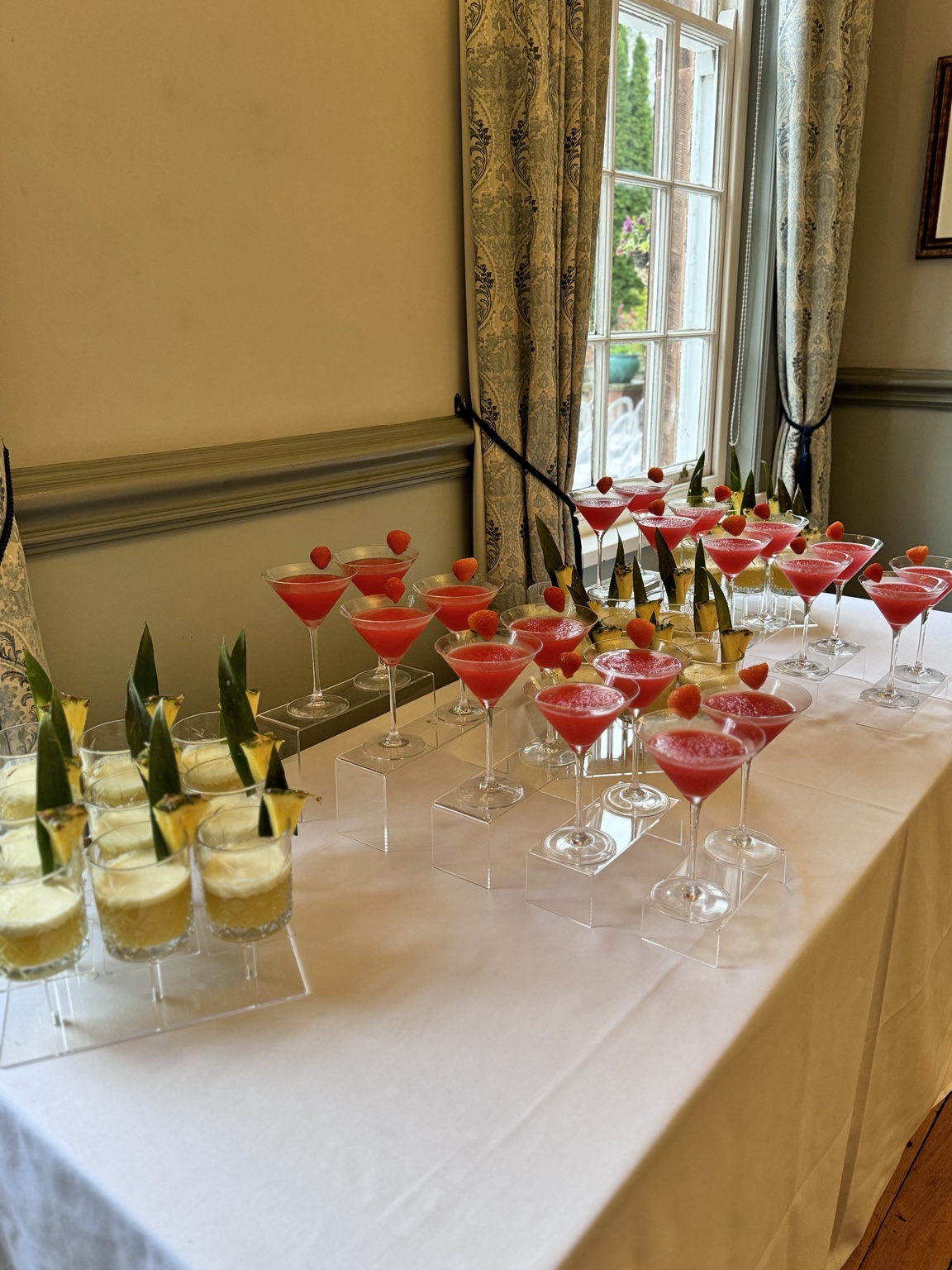 Cocktails and graze event image